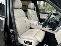 USED 2020 20 BMW X7 3.0 XDRIVE30D M SPORT 5d 261 BHP EURO 6 1 OWNER+PANROOF+7SEATS+HEADUP