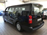 USED 2021 71 VAUXHALL VIVARO LIFE 50kWh Combi Auto LWB 5dr (9 Seat, 7.4kW Charger) 9 SEATS BLUETOOTH CRUISE CONTROL PARKING SENSORS 1 OWNER VAUXHALL WARRANTY