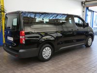 USED 2021 71 VAUXHALL VIVARO LIFE 50kWh Combi Auto LWB 5dr (9 Seat, 7.4kW Charger) 9 SEATS BLUETOOTH CRUISE CONTROL PARKING SENSORS 1 OWNER VAUXHALL WARRANTY