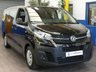 USED 2021 71 VAUXHALL VIVARO LIFE 50kWh Combi Auto LWB 5dr (9 Seat, 7.4kW Charger) 9 SEATS BLUETOOTH CRUISE CONTROL PARKING SENSORS 1 OWNER VAUXHALL WARRANTY