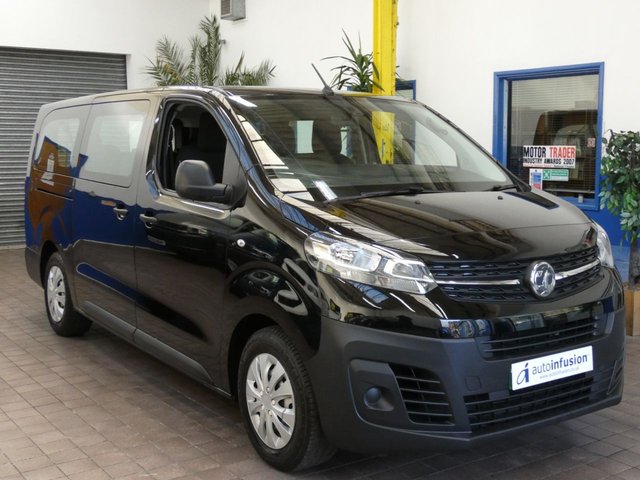 2021 71 Vauxhall Vivaro Life 50kWh Combi Auto LWB 5dr (9 Seat, 7.4kW Charger)