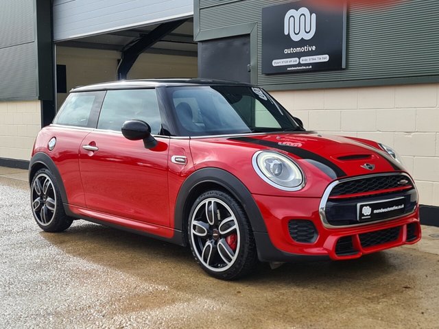 2015 G MINI Hatch John Cooper Works 2.0 JOHN COOPER WORKS 3d 228 BHP