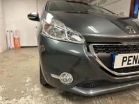 USED 2015 15 PEUGEOT 208 1.0 ACTIVE 5d 68 BHP *** NEW MOT ***