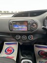 USED 2019 19 TOYOTA YARIS 1.5 VVT-I ICON TECH 5d 110 BHP 1 OWNER + SAT-NAV + PHONE + GOOD SH