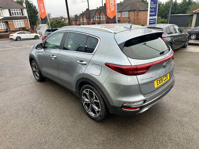 View our KIA SPORTAGE