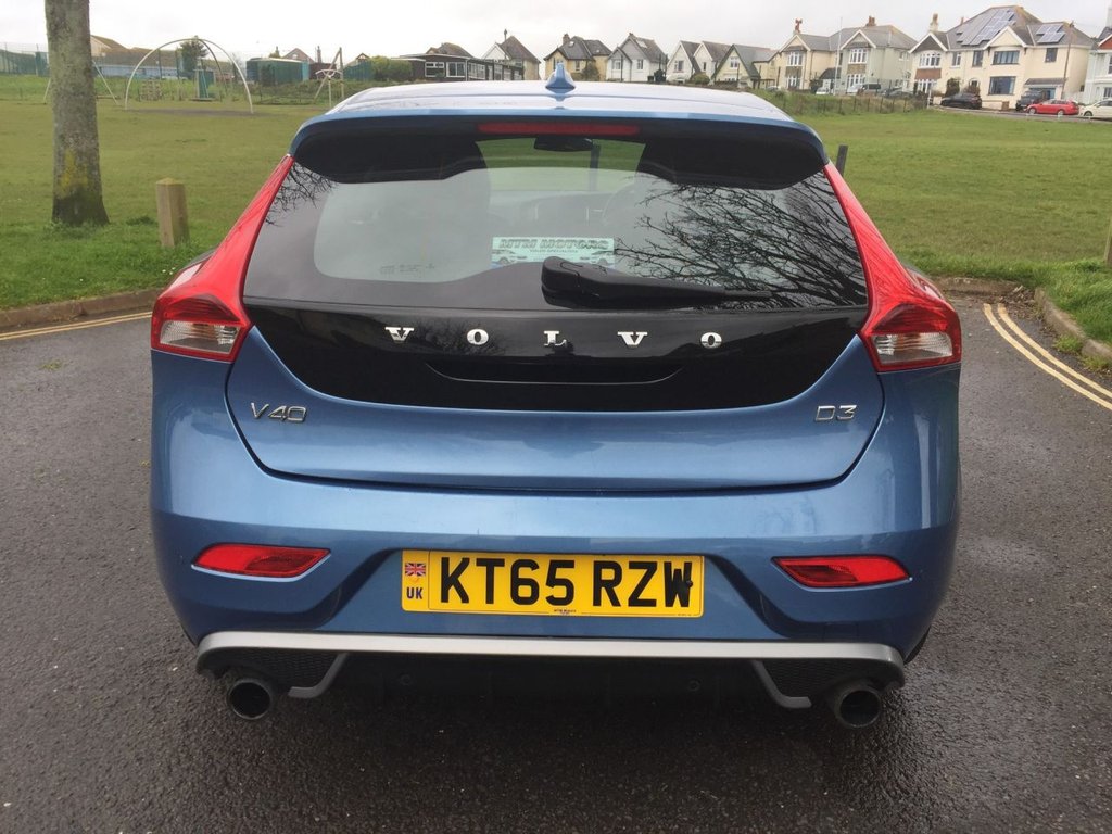 USED 2016 65 VOLVO V40 2.0 D3 R-DESIGN NAV 5d 148 BHP DAB + SAT NAV