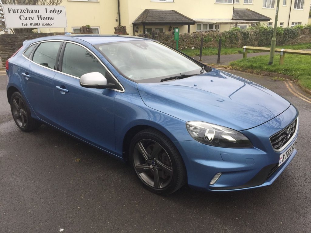 USED 2016 65 VOLVO V40 2.0 D3 R-DESIGN NAV 5d 148 BHP DAB + SAT NAV
