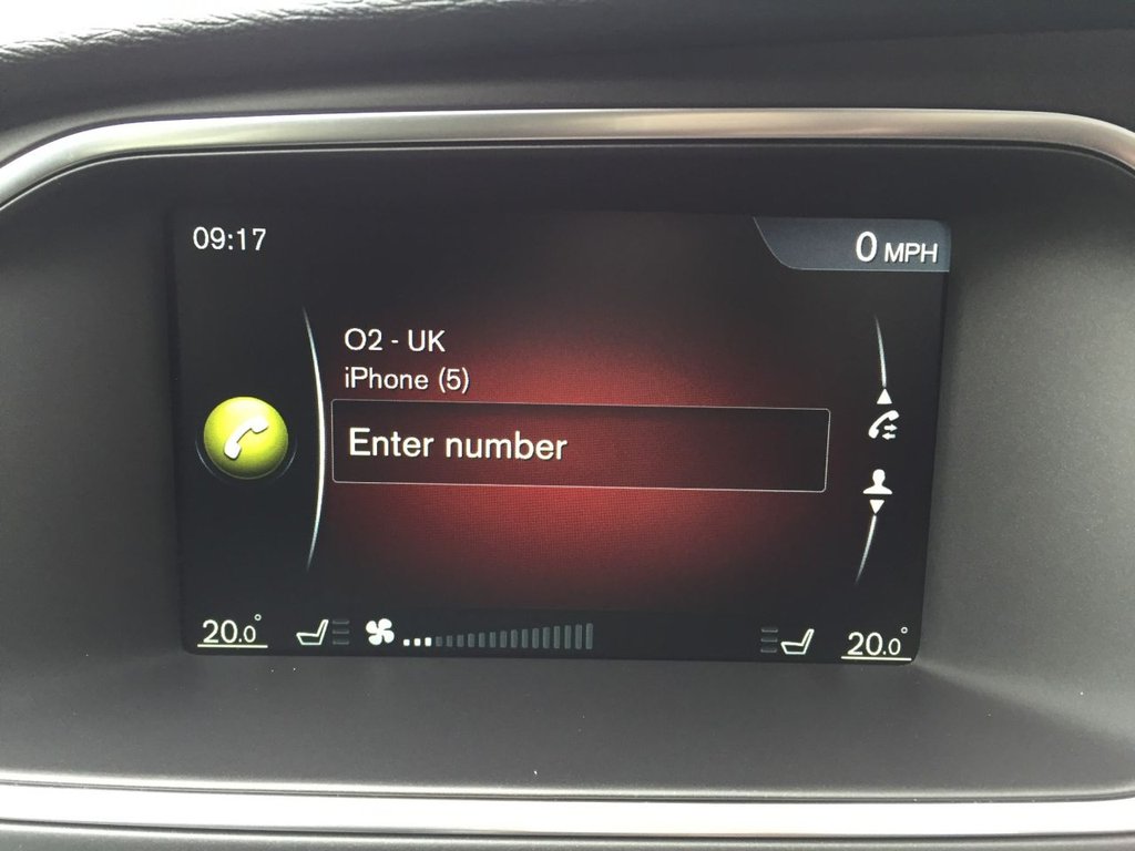 USED 2016 65 VOLVO V40 2.0 D3 R-DESIGN NAV 5d 148 BHP DAB + SAT NAV