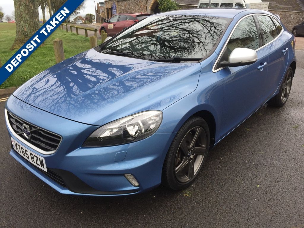 USED 2016 65 VOLVO V40 2.0 D3 R-DESIGN NAV 5d 148 BHP DAB + SAT NAV