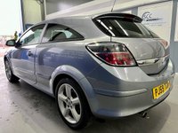 USED 2009 59 VAUXHALL ASTRA 1.8 VVT 16v SRi Sport Hatch 3dr Petrol Manual (172 g/km, 138 bhp) 