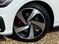 USED 2018 18 VOLKSWAGEN GOLF 2.0 GTI TSI DSG 5d 227 BHP 