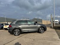 USED 2017 17 VOLKSWAGEN TIGUAN 2.0 R LINE TDI BMT 4MOTION DSG 5d 148 BHP 