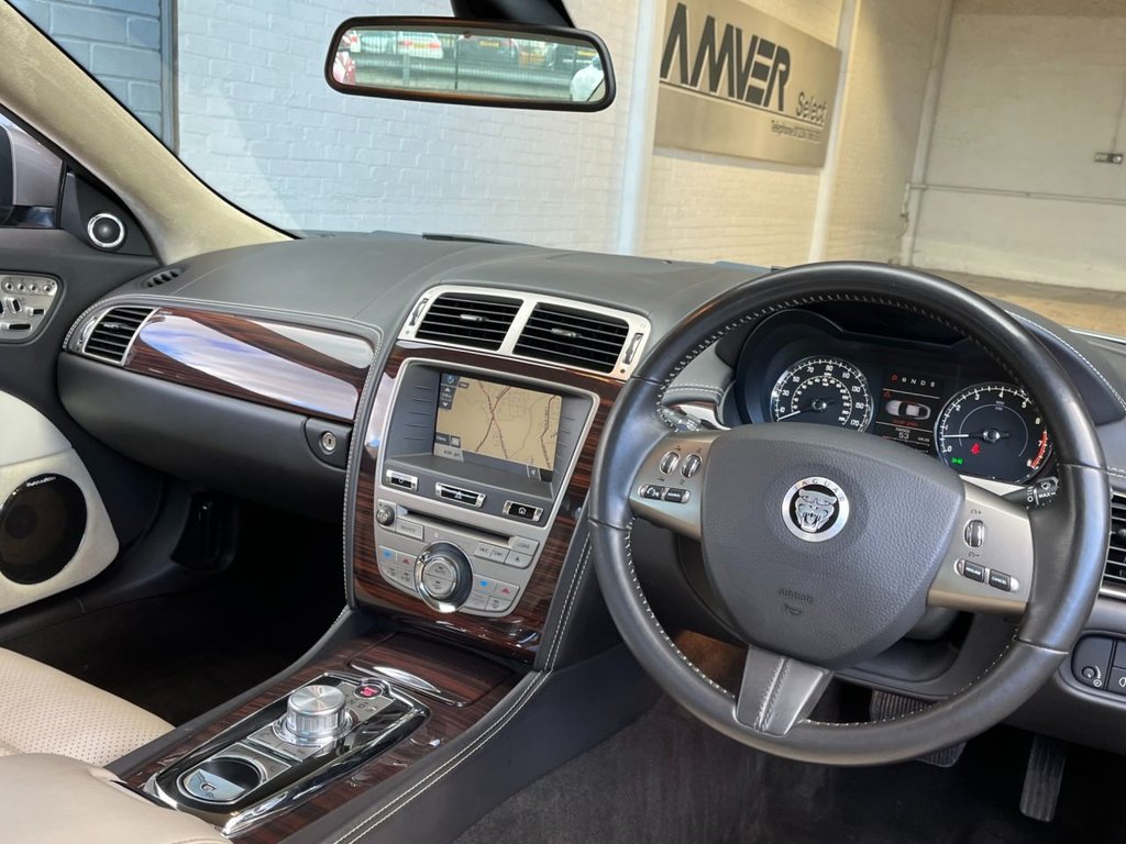 USED 2009 F JAGUAR XK 5.0 XK PORTFOLIO 2d 385 BHP 