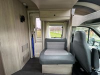 USED 2022 22 AUTO-TRAIL F-LINE F72 F72  LOW LINE AUTOMATIC 170BHP 4 BERTH -END LOUNGE-AUTOMATIC