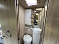 USED 2022 22 AUTO-TRAIL F-LINE F72 F72  LOW LINE AUTOMATIC 170BHP 4 BERTH -END LOUNGE-AUTOMATIC