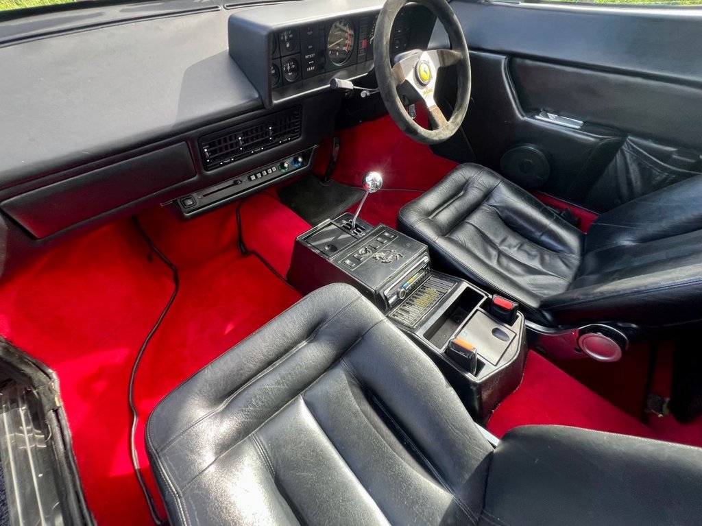 USED 1981 FERRARI MONDIAL 2.9 V8 // 2+2 // UK RHD // Px swap  