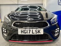 USED 2017 17 KIA CEED 1.6 T-GDi GT Hatchback 5dr Petrol Manual Euro 6 (201 bhp) Sat Nav,Heated Seats,R. Camera
