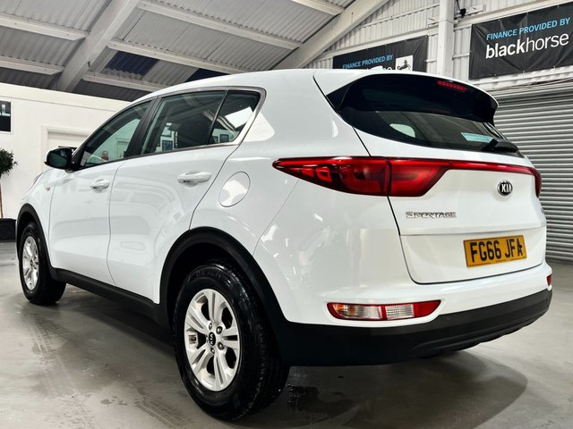 View our KIA SPORTAGE