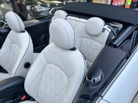 USED 2023 23 MINI CONVERTIBLE 1.5 COOPER EXCLUSIVE 3d 134 BHP Pearl White/Satellite Grey Leather