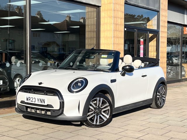 2023 23 MINI Convertible 1.5 COOPER EXCLUSIVE 3d 134 BHP
