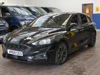 USED 2019 69 FORD FOCUS 1.0 ST-LINE X 5d 125 BHP BIG SPEC SAT NAV HEAD UP DISPLAY REAR VIEW CAMERA PART LEATHER ELECTRIC SEATS HEATED SEATS HEATED STEERING WHEEL CRUISE PARK ASSIST PARKING SENSORS 1 OWNER EXCELLENT SERVICE HISTORY