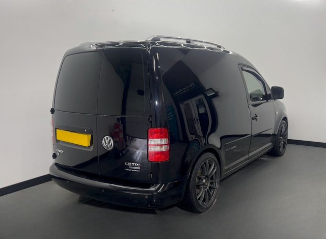 2015 VOLKSWAGEN CADDY - Photo 2