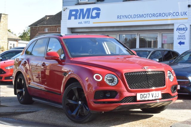 View our Bentley Bentayga 4.0 V8 Diesel 5d 430 BHP 7 SEATS PAN ROOF 22" ALLOYS MULLINER SPEC