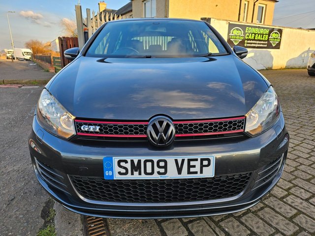 View our VOLKSWAGEN GOLF