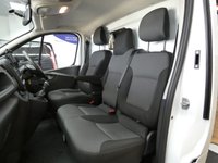 USED 2021 70 RENAULT TRAFIC 2.0 LH30 BUSINESS PLUS ENERGY DCI 145BHP 1 OWNER AIR CON FSH  1 OWNER FULL SERVICE HISTORY L2H2 AIR CON & EURO 6