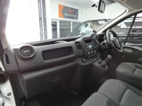 USED 2021 70 RENAULT TRAFIC 2.0 LH30 BUSINESS PLUS ENERGY DCI 145BHP 1 OWNER AIR CON FSH  1 OWNER FULL SERVICE HISTORY L2H2 AIR CON & EURO 6