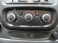 USED 2021 70 RENAULT TRAFIC 2.0 LH30 BUSINESS PLUS ENERGY DCI 145BHP 1 OWNER AIR CON FSH  1 OWNER FULL SERVICE HISTORY L2H2 AIR CON & EURO 6