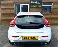 USED 2014 VOLVO V40 1.6 D2 R-DESIGN NAV 5d 113 BHP 