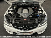 USED 2013 11 MERCEDES-BENZ C-CLASS 6.2 C63 AMG 5d 457 BHP UK DELIVERY FLAT FEE &pound;175 (SUBJECT TO DEAL) *OVER 100 IMAGES ON OUR WEBSITE*BESPOKE FINANCE ARRANGED*PART EXCHANGE WELCOME*ALL VEHICLES HPI CLEAR