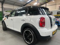 USED 2011 61 MINI COUNTRYMAN 2.0L COOPER D ALL4 5d AUTO 110 BHP Pan Roof, Heated Leather