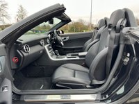 USED 2014 64 MERCEDES-BENZ SLK 2.1 SLK250 CDI BLUEEFFICIENCY AMG SPORT 2d 204 BHP AIR SCARF / HEATED SEATS