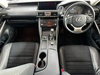 USED 2017 17 LEXUS IS 2.5 300H EXECUTIVE EDITION 4d 179 BHP GREAT SPEC WITH GOOD HISTORY.