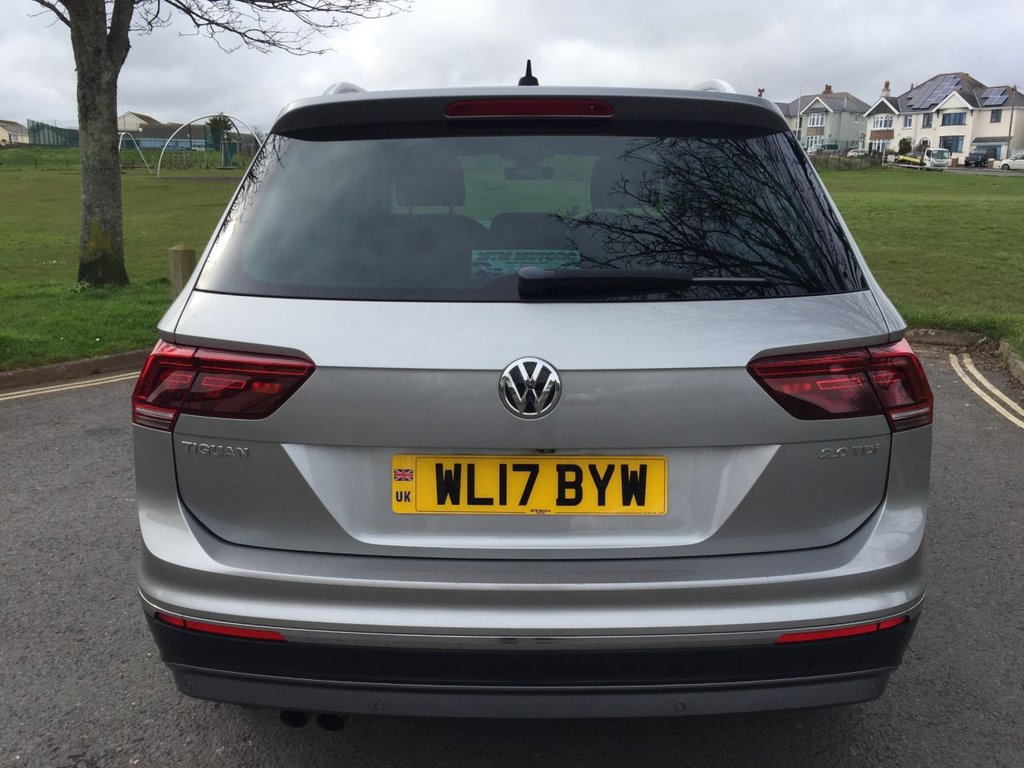 USED 2017 17 VOLKSWAGEN TIGUAN 2.0 SEL TDI BLUEMOTION TECHNOLOGY DSG 5d 148 BHP HEATED SEATS + SAT NAV + DAB