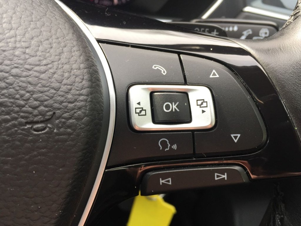 USED 2017 17 VOLKSWAGEN TIGUAN 2.0 SEL TDI BLUEMOTION TECHNOLOGY DSG 5d 148 BHP HEATED SEATS + SAT NAV + DAB