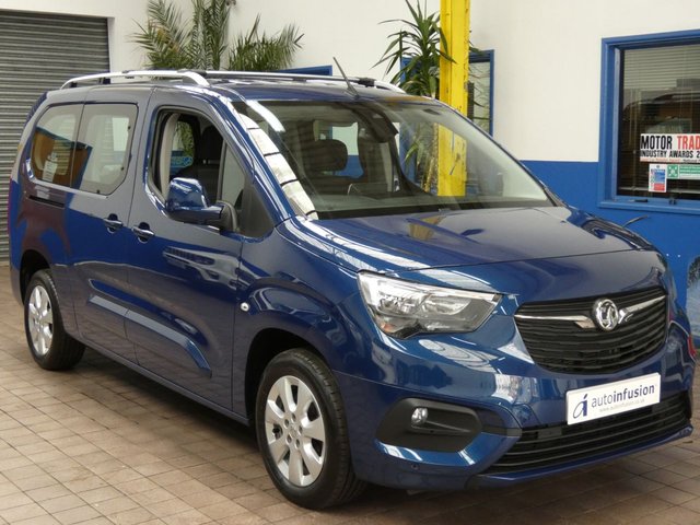 2020 70 Vauxhall Combo Life 1.5 ENERGY XL S/S 5d 101 BHP