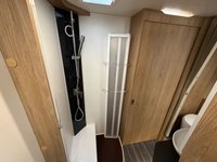 USED 2021 21 ROLLER TEAM PEGASO 740 ACLASS ROLLER TEAM PEGASO 740 2.3 35 C/C MULTIJET II 140 BHP- AUTOMATIC 9 SPEED AUTOMATIC-  ISLAND BED