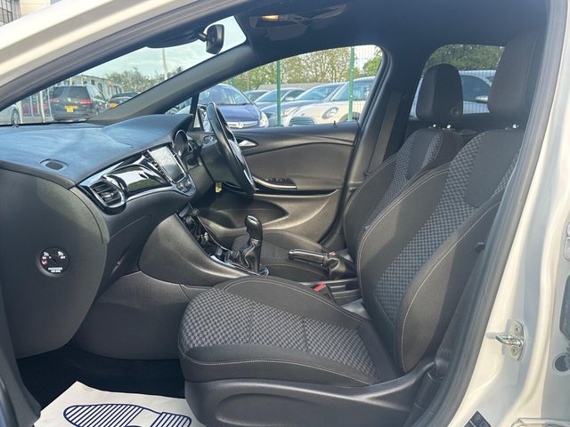 2016 Vauxhall Astra - Photo 9