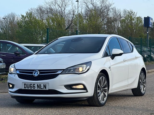 2016 Vauxhall Astra - Photo 3