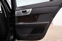 USED 2015 15 JAGUAR XF 2.2 D PORTFOLIO 4d 200 BHP LOW MILES WITH 1 PREVIOUS OWNER AND IN GREAT CONDITION