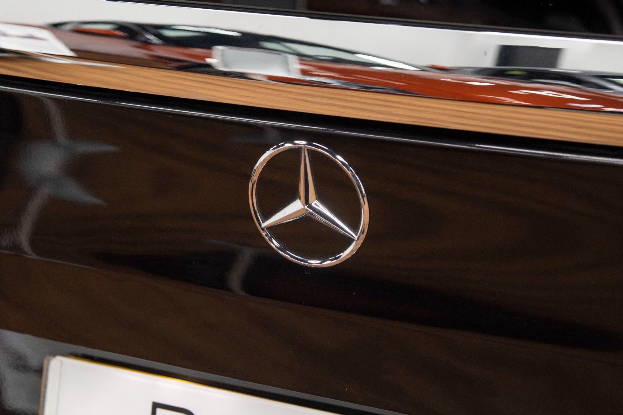 USED 2019 19 MERCEDES-BENZ V-CLASS 2.1 V 250 D AMG LINE XL 