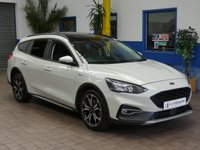 USED 2019 69 FORD FOCUS ACTIVE 1.0 X 5d 124 BHP STUNNING EXAMPLE BIG SPEC SAT NAV SUNROOF HEAD UP DISPLAY BLIND SPOT ASSIST PART LEATHER HEATED SEATS 2 OWNERS SERVICE HISTORY