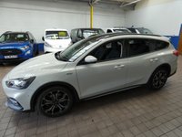 USED 2019 69 FORD FOCUS ACTIVE 1.0 X 5d 124 BHP STUNNING EXAMPLE BIG SPEC SAT NAV SUNROOF HEAD UP DISPLAY BLIND SPOT ASSIST PART LEATHER HEATED SEATS 2 OWNERS SERVICE HISTORY