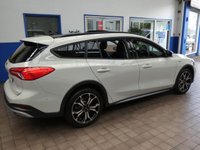 USED 2019 69 FORD FOCUS ACTIVE 1.0 X 5d 124 BHP STUNNING EXAMPLE BIG SPEC SAT NAV SUNROOF HEAD UP DISPLAY BLIND SPOT ASSIST PART LEATHER HEATED SEATS 2 OWNERS SERVICE HISTORY