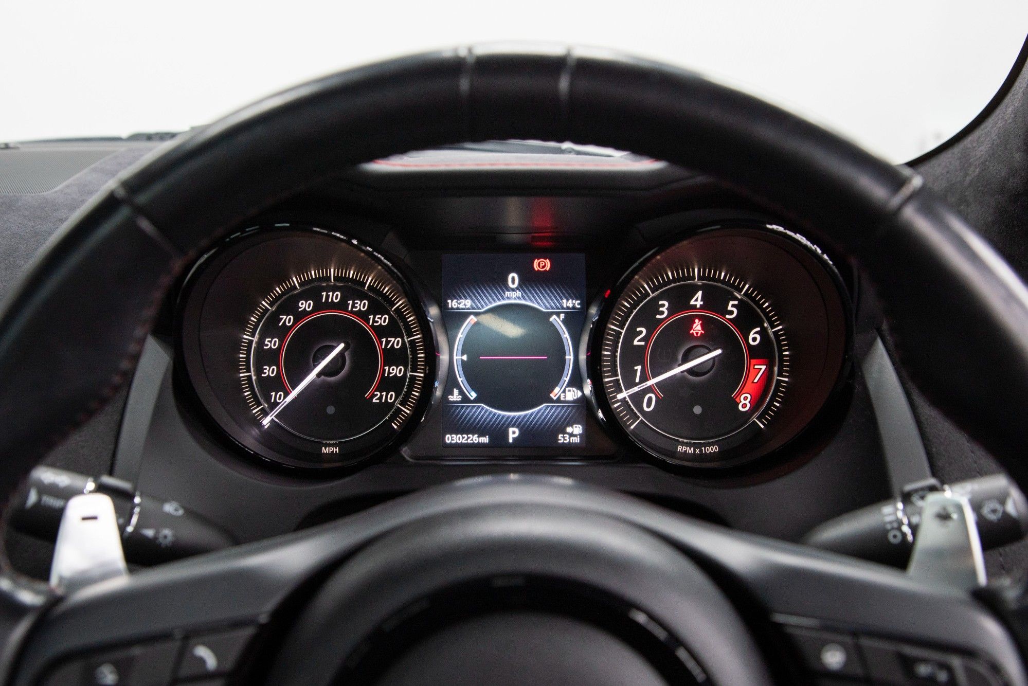 USED 2016 66 JAGUAR F-TYPE 5.0 V8 SVR 
