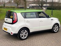 USED 2015 15 KIA SOUL 1.6 CRDI CONNECT PLUS 5d 126 BHP AUTOMATIC
