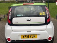 USED 2015 15 KIA SOUL 1.6 CRDI CONNECT PLUS 5d 126 BHP AUTOMATIC